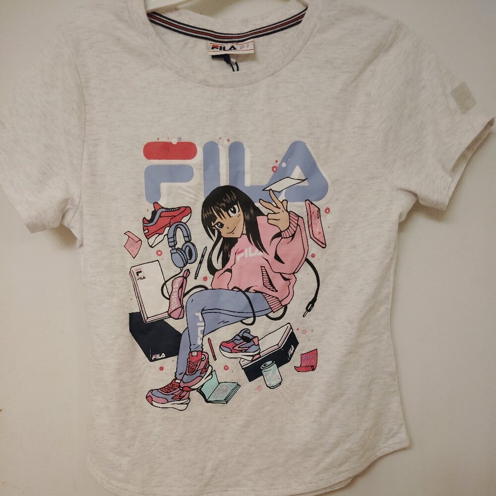♥️ New! Fila Graphic Shirt